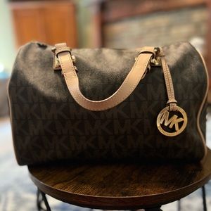 EUC Michael Kors MK Grayson Satchel
